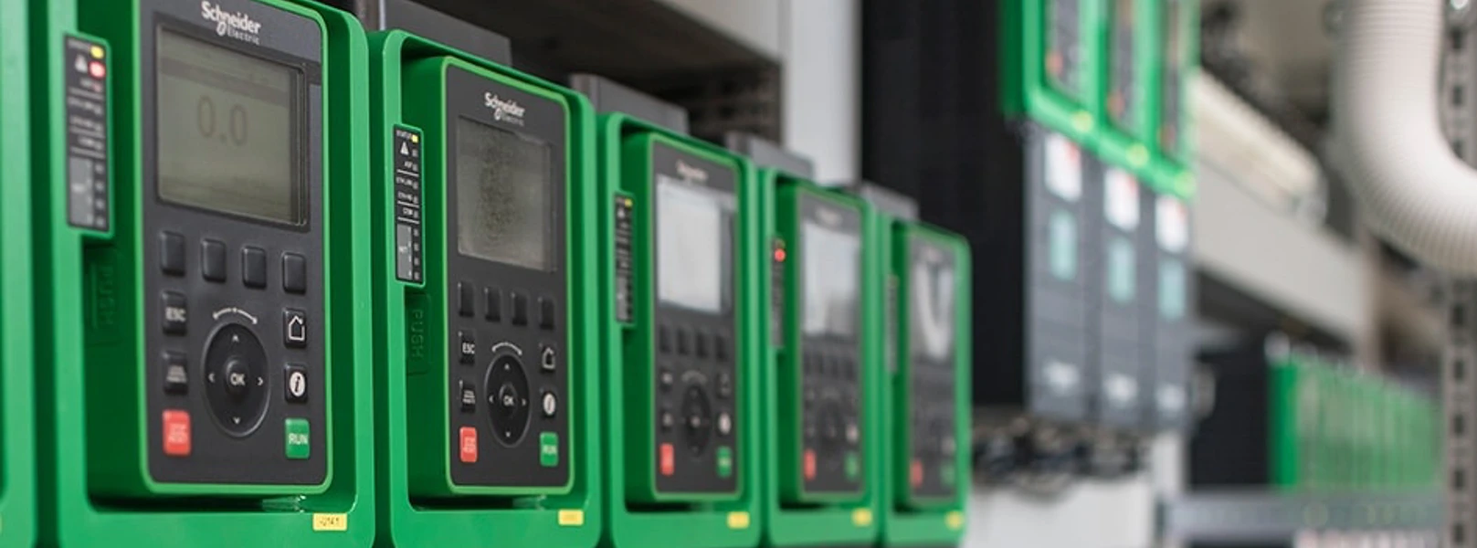 2020 08 Schneideraltivar600 945X368 (1)