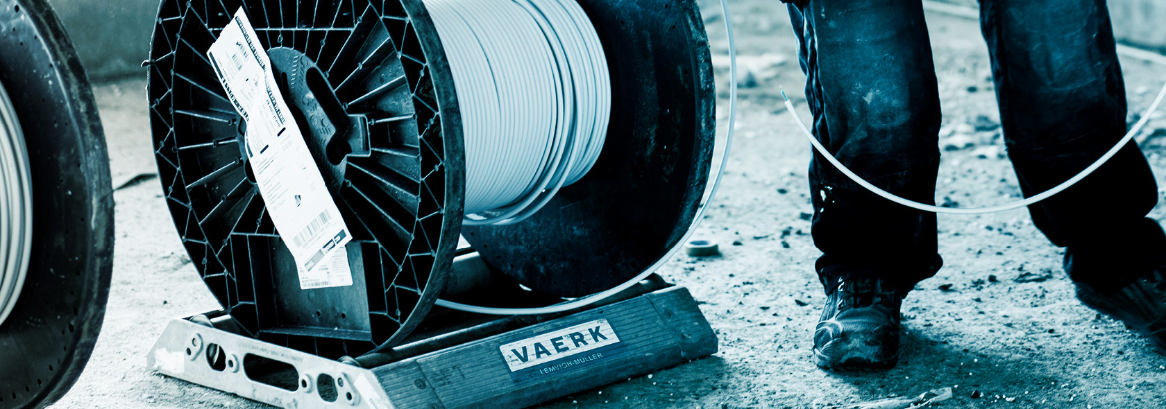 2606 COR CONTHERO 1680X590px VAER Installationskabler K3 (1)