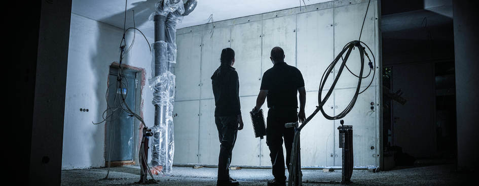 2403 LEV Eban NYAR Ledlenser S1