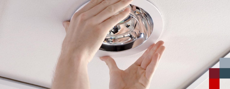 2306 LEV Eban NYAR 945X368px Signify LED K1