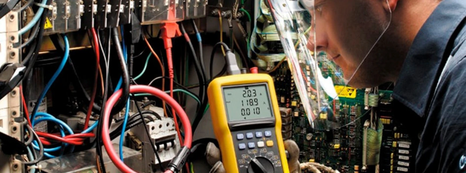 Elma Chauvin Arnoux 945X368