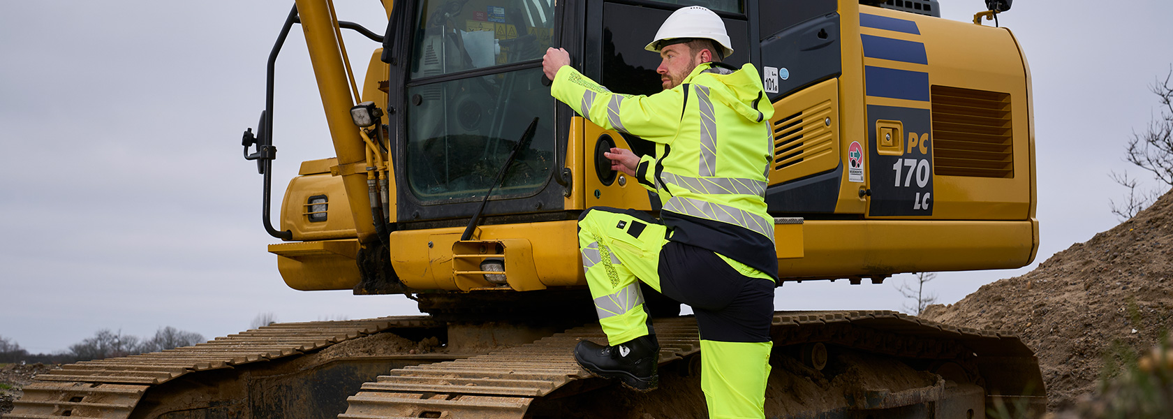 03 2025 MASCOT ACCELERATE SAFE 1680X600px