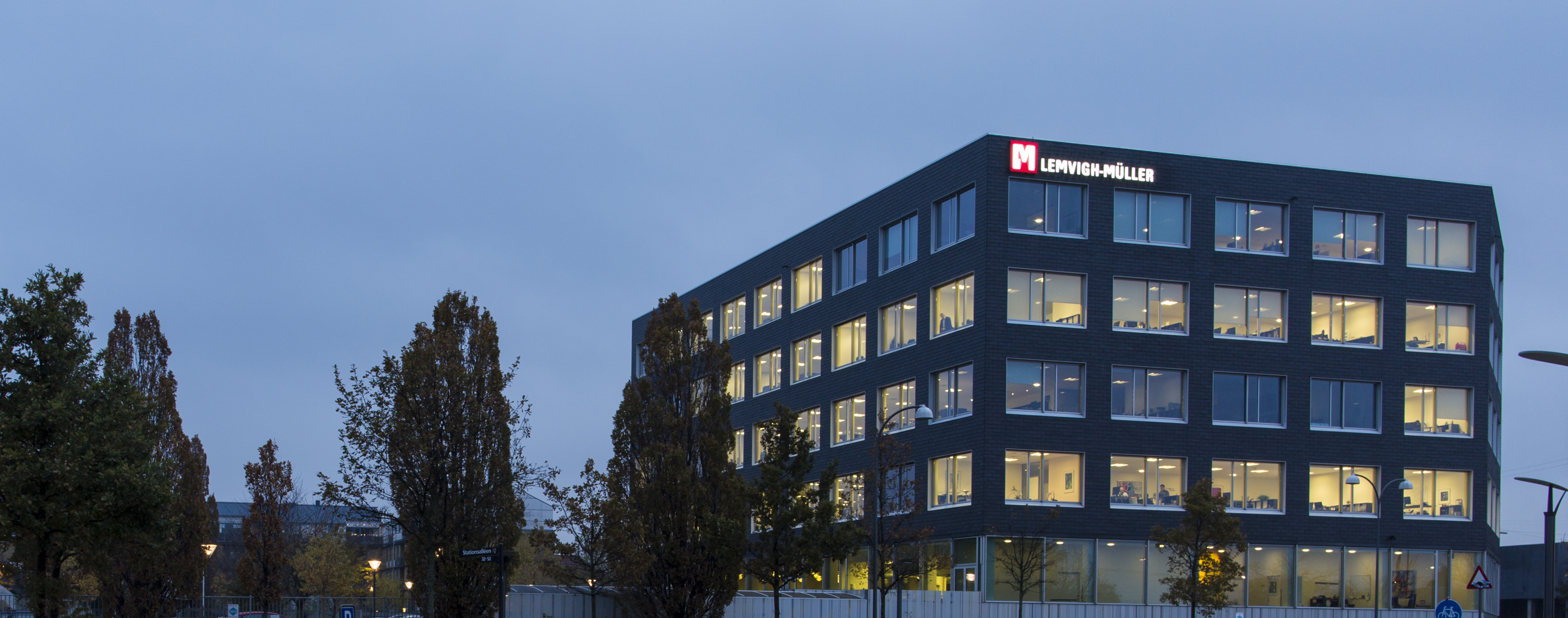 2014 11 10Stationsalleen Logo 2